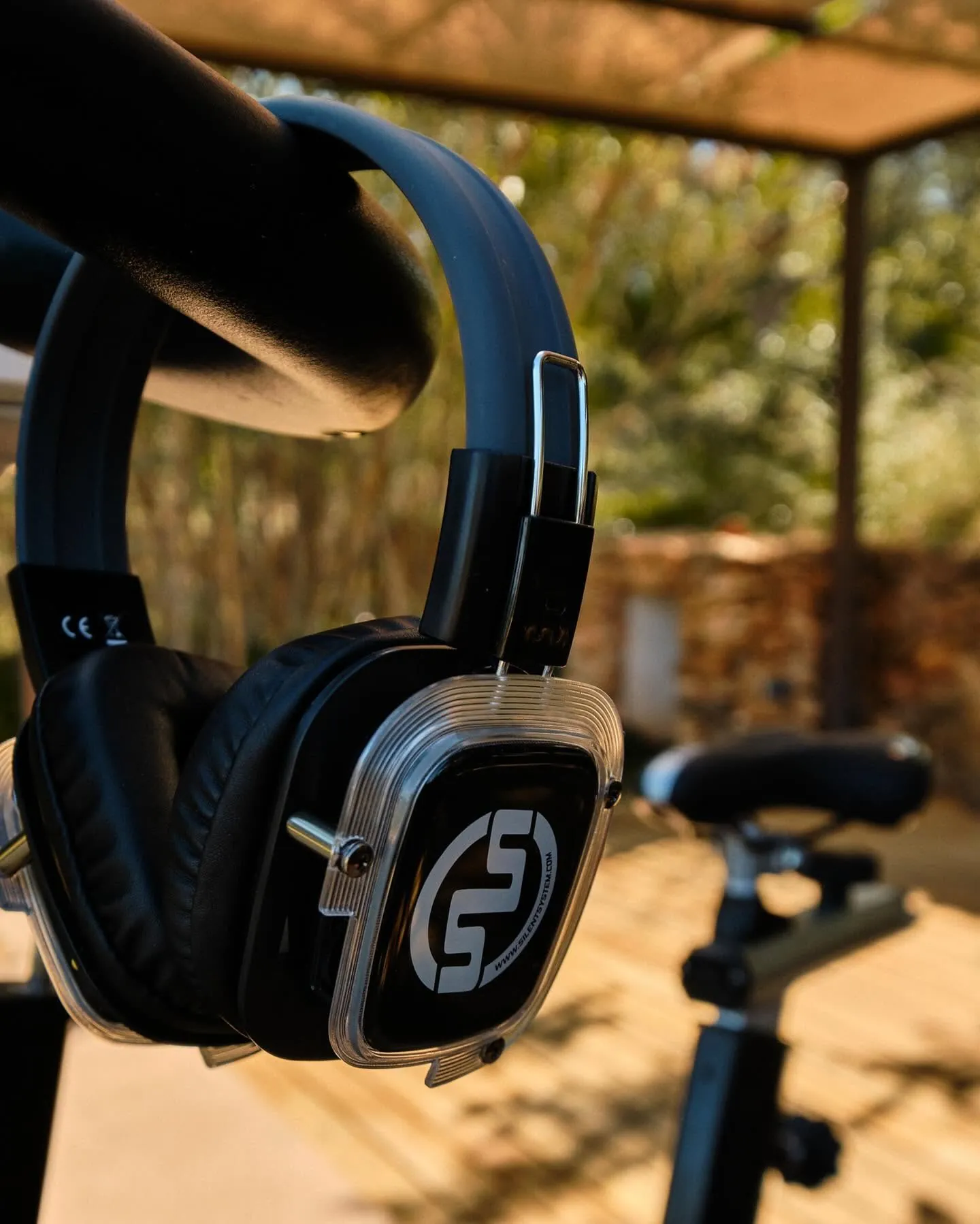 Indoor cycling all’aperto con cuffie wireless Silentsystem